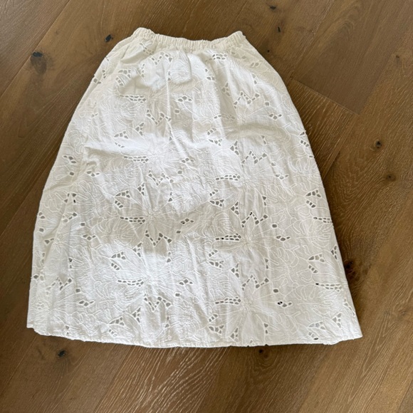 H&M Midi Skirt with Eyelet Embrodery - Picture 7 of 10